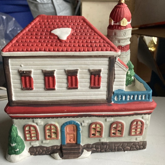 Unbranded Other - Porcelain Lighted House